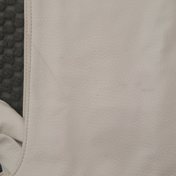 Chinese Laundry purse - Picture 5 of 5